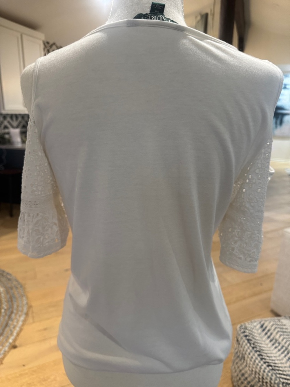 Ralph Lauren Cream Lace Yoke Cold-Shoulder Top - Spring Size XS Cotton - Picture 4 of 11
